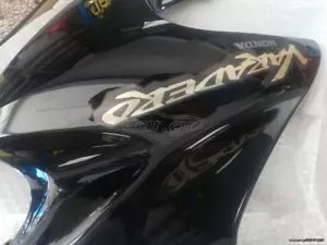 Carenado genuino NUEVO derecho Honda Varadero 125 64204-KPC-6400 - Imagen 1 de 6