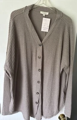 suéter umee Foto 1 de 4