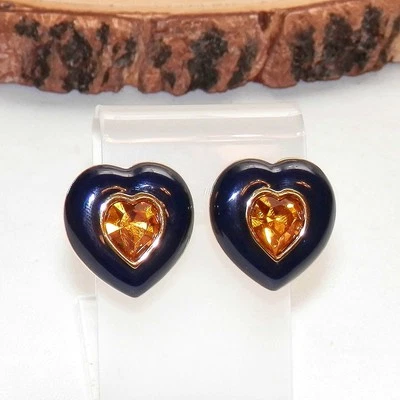 Pendientes de clip Joan Rivers azul oscuro esmalte brillante estrás corazón hinchado Foto 1 de 4