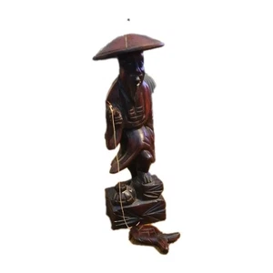 Estatuilla de madera tallada a mano de pescador chino de colección caña de pescar sombrero de sombra 8,5" T - Imagen 1 de 12