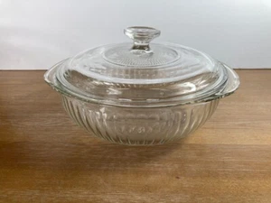 Pyrex 024-S 2qt/2L Ribbed Clear Glass Round Casserole Dish w/ Lid - Picture 1 of 11