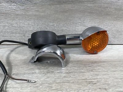 1999 suzuki marauder 800 OEM LEFT FRONT TURN SIGNAL LIGHT INDICATOR - Image 1 of 4