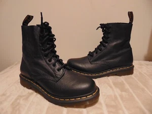 Dr. Martens 1460 Pascal W Black Leather Boots Size 9L - Picture 1 of 10