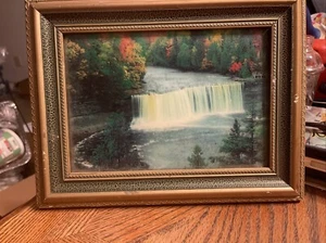 Vintage Framed Light Up Motion Waterfall Tabletop Picture With Water Bird Sounds - Picture 1 of 8