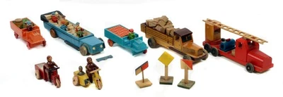 Diverse Holzfahrzeuge + Dreiräder - Bild 1 von 2