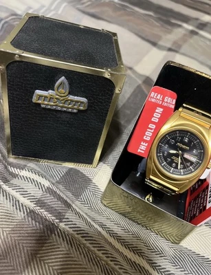 Reloj NIXON VINTAGE RARO Nixon The Gold Don Edición Limitada 2001 Foto 1 de 4