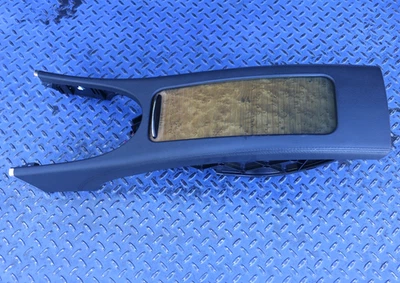 2006-2009 梅赛德斯 W211 E350 中控台扶手存储隔层黑色 — 第 1/4 张图片