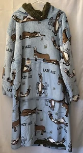 Lazy One Sleep Blanket Felpa con Cappuccio Accappatoio Asino LAZY ASS Cabina Unisex Taglia Unica Nuovo con etichette - Foto 1 di 5