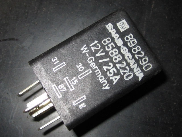 SAAB 900 1984-94 SAAB 9000 1988-98 OEM RELÉ DESEMPAÑADOR TRASERO OEM # 85 88 220 Foto 1 de 1