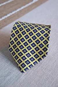 HOLLIDAY & BROWN x Davide Cenci Self Tipped Yellow Navy Madder Geometric Neat Ti - Picture 1 of 10