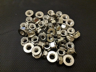 Dadi pignone posteriore in titanio Honda Ti Nyloc dadi flangia singoli M10 M8 M6 - Immagine 1 di 2