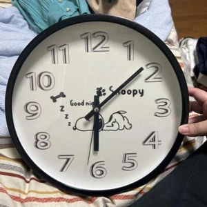 Snoopy Wall Hanging Clock - Picture 1 of 2