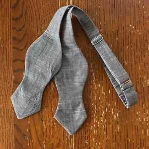 Diamond Point Bow Tie Adult Mens Adjustable Self Tie Gray Chambray Handmade NEW - Picture 1 of 8