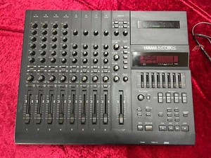YAMAHA MT8X Multitrack Cassette Tape Recorder 8track - Power ON (Parts/Repair O - Picture 1 of 18