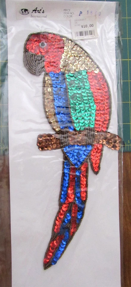 Apliques bordados de lentejuelas vintage de 10,5" x 6" Loro P-1640 solo limpieza en seco Foto 1 de 1