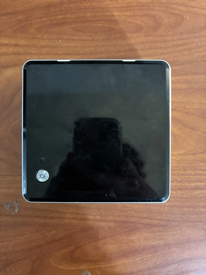 Intel NUC5i7RYH Intel Core i7-5557U Mini PC NO SSD NO RAM NO OS NO A/C ADAPTER - Image 1 of 4