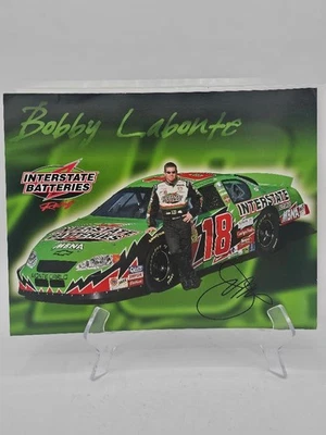 Tarjeta de héroe firmada por Bobby Labonte 8x10 con certificado de autenticidad - 2003 JGR #18 baterías interestatales Foto 1 de 4