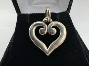 Retired James Avery Scrolled Heart .925 Sterling Silver Pendant - Picture 1 of 5
