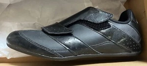 Nike WMN’S Robaix II V Black Athletic Casual Sneakers - Picture 1 of 5