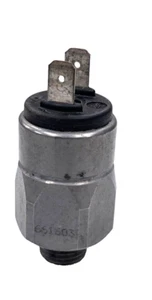 SUCO 0166 Series Pressure Switch 0166416031063 20...50 bar NC G1/4 661603 - Picture 1 of 3