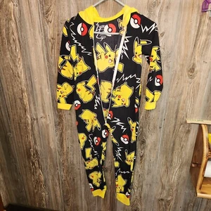 Pokemon Pikachu Hoodie One Piece Pajamas Size 8 Boy Girl & FREE Size L T-Shirt - Picture 1 of 7