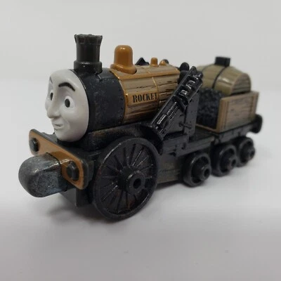 Stephen Thomas Friends Train King Of The Railway Take N Play Along Diecast Foto 1 de 4