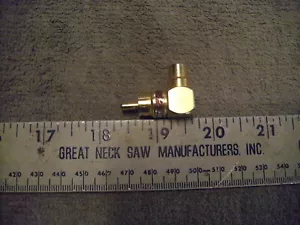 Conector RCA 90 Grados Audio AV Adaptador Ver Fotos, Nuevo Sin Usar - Imagen 1 de 5