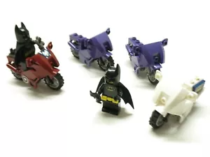 4 LEGO MOTORCYCLES 3 COLORS +2 BATMANS 76052 76052 76053 7886 - Picture 1 of 10