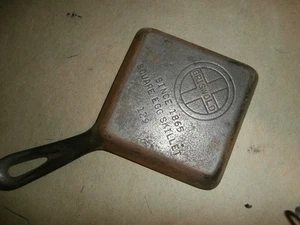 Vintage Griswold 129 Cast Iron Square Egg Skillet - Picture 1 of 6