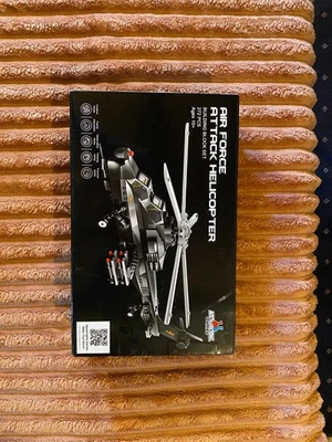 Apostrophe Games Brand Air Force Attack Helicopter Brick Set (272 pcs) Ages: 10+ - Image 1 of 3