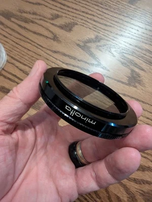 Minolta 55mm Polarizing filter, genuine, very clean - Image 1 of 4