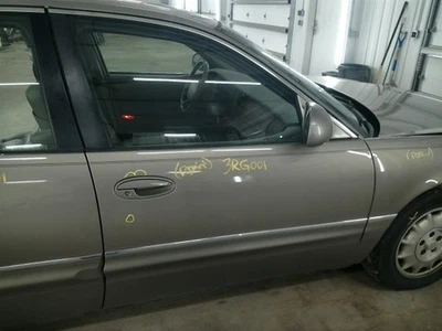 Passenger Right Front Door Fits 98-05 PARK AVENUE 104864081 - Image 1 of 4