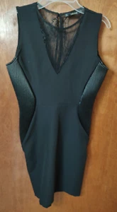 Zara Basic Gr. S schwarz figurbetontes ärmelloses Minikleid Spitzeneinsätze seitliche Rippung - Bild 1 von 7