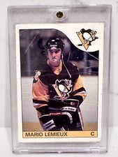 1985-86 O-Pee-Chee #9 Mario Lemieux  RC Rookie Pittsburgh Penguins