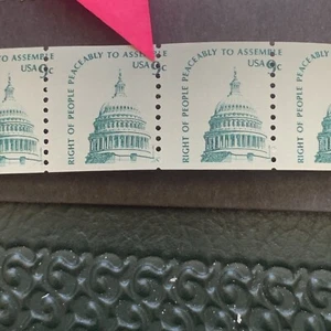 53516 US Stamp Sc #1590 9c Major Misperf 9,c Separat Strip4 Error MNHOG Gr. EFO - Picture 1 of 3