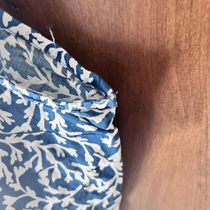 J. CREW - Blaue ärmellose Bluse Crop Bedruckt Bauernstil Größe S - Bild 1 von 18