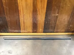 Alfa Romeo Spider 86-94 • Right Upper Outer Door To Window Trim. Used. KAR842 - Picture 1 of 11