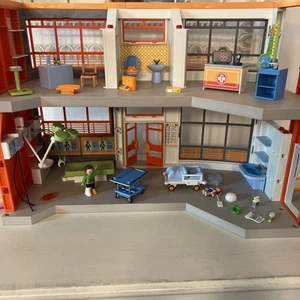Playmobil City Life Kinderkrankenhaus 6657 - unvollständig - Bild 1 von 20