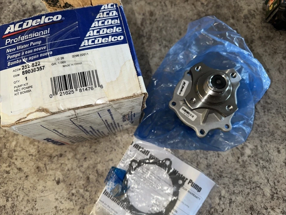 Bomba de agua de refrigerante de motor profesional para Chevy 890036357/ACDelco 252-822 Foto 1 de 4