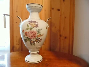 Porzellan Vase von Wallendorf Thüringen - Bild 1 von 4