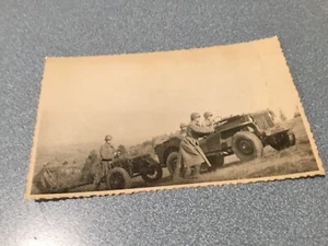 Original Photo WWII SOVIET SOLDIER  SOLDIERS WITH USA JEEP - Picture 1 of 4