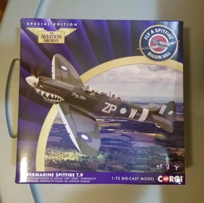 Corgi Spitfire T.Mk 9 Grey Nurse, 1/72, AA29201 - Image 1 of 3