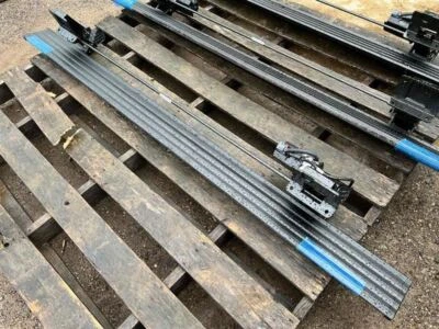 Passenger Right Power Running Board 84760901 For 2024 Sierra 2500 2904187 - Image 1 of 4