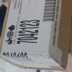 7042123 BOARD CONTROL DEU DOM SVCE - Picture 1 of 2