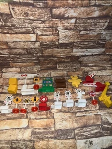 Fisher Price Geotrax Train Signs And More Lot Of 20 - Picture 1 of 6