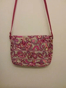 Vera Bradley "Paisley Meets Plaid" Messenger Bag / "Retired Print" / Pre-Owned - Picture 1 of 12