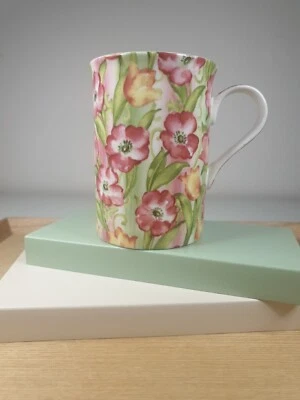 Maxwell Williams Poppies mug 2003 floral tea coffee mug vintage fine bone china - image 1 of 4