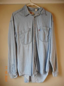 Levis Denim Shirt Mens Medium Blue Button Up Pockets Jean Grunge Cowboy Y2K - Picture 1 of 3