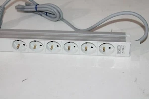 MULTIPRISE PGEP  Aluminium 6 prises 16A/250V  pour équipement informatique - Bild 1 von 6