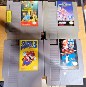 Nintendo NES Lot Of 4 Games MARIO DUCK HUNT, all pro basketball double dragon 2
